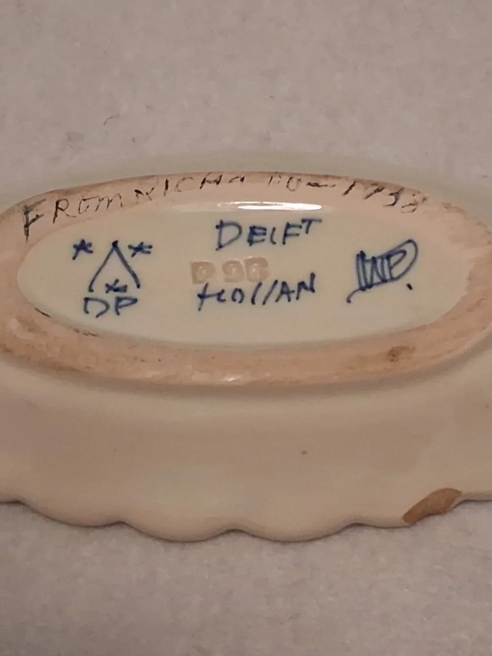 Vintage Hand-Painted Delft Holland 3pc Set - Dated 1938-1978 Dish & S/P Shakers